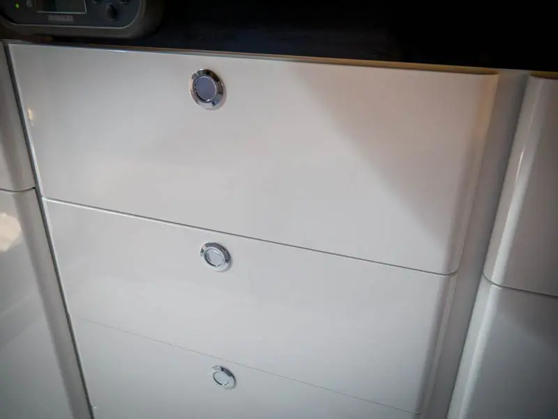 Premium drawer system